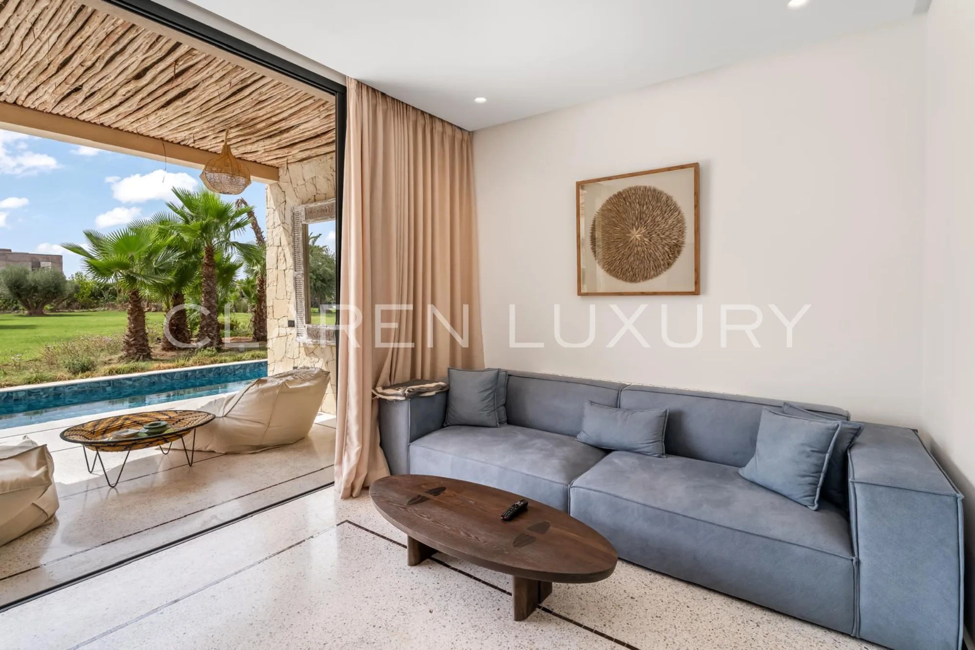 10 SUITES, 3 PISCINES chauffées, SPA ET espace de sport – LE LUXE INTÉGRAL À MARRAKECH