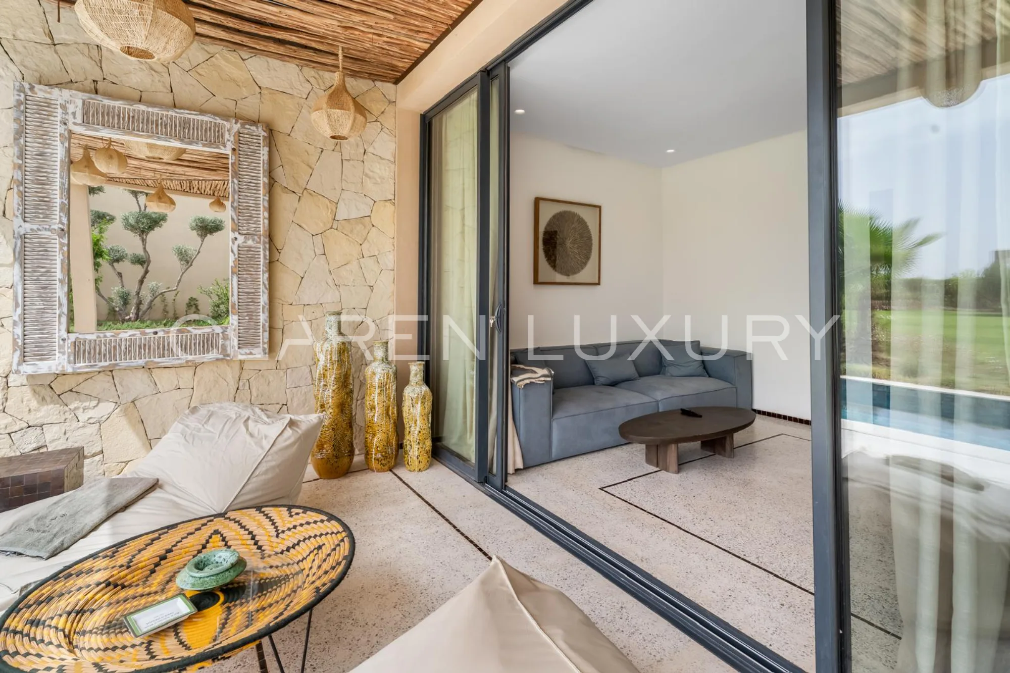 10 SUITES, 3 PISCINES chauffées, SPA ET espace de sport – LE LUXE INTÉGRAL À MARRAKECH