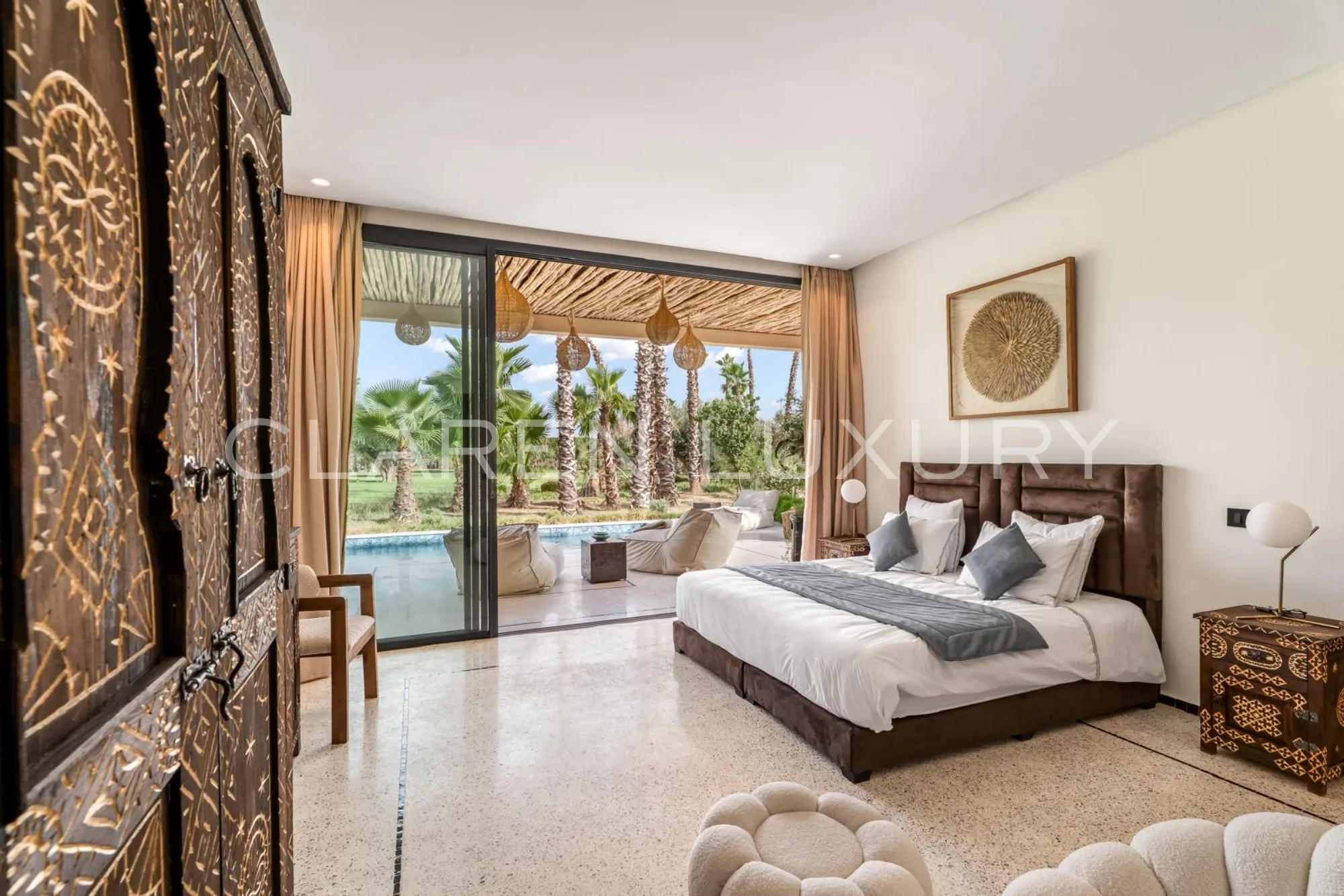 10 SUITES, 3 PISCINES chauffées, SPA ET espace de sport – LE LUXE INTÉGRAL À MARRAKECH