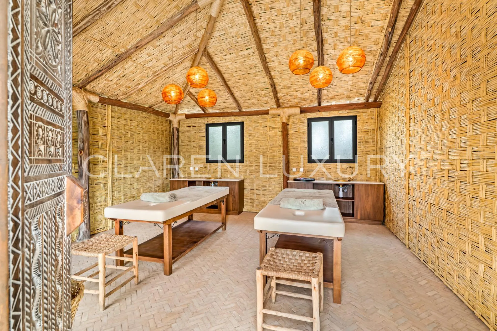 10 SUITES, 3 PISCINES chauffées, SPA ET espace de sport – LE LUXE INTÉGRAL À MARRAKECH