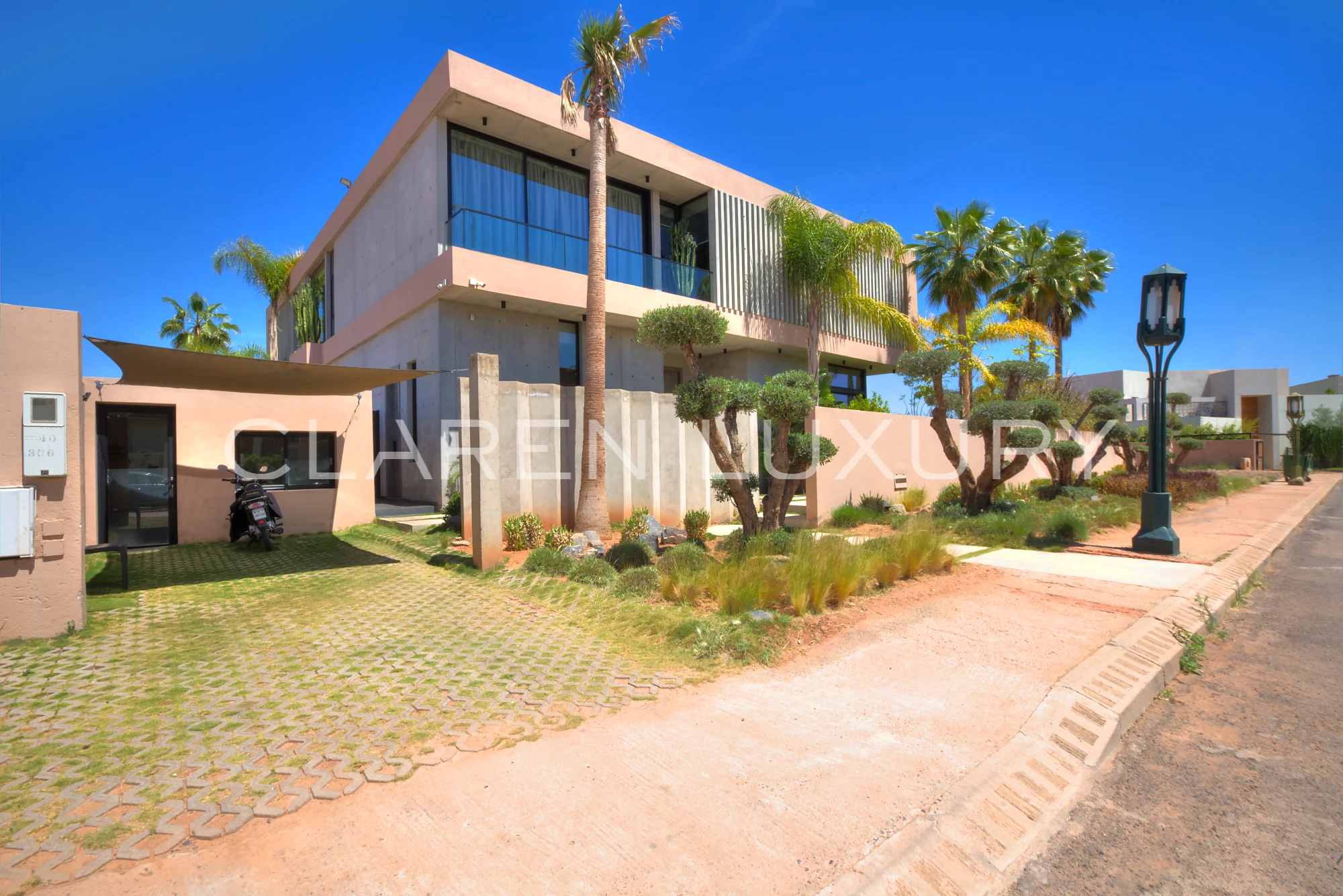 Villa d’exception avec piscine chauffée et vue sur golf et Atlas à Marrakech