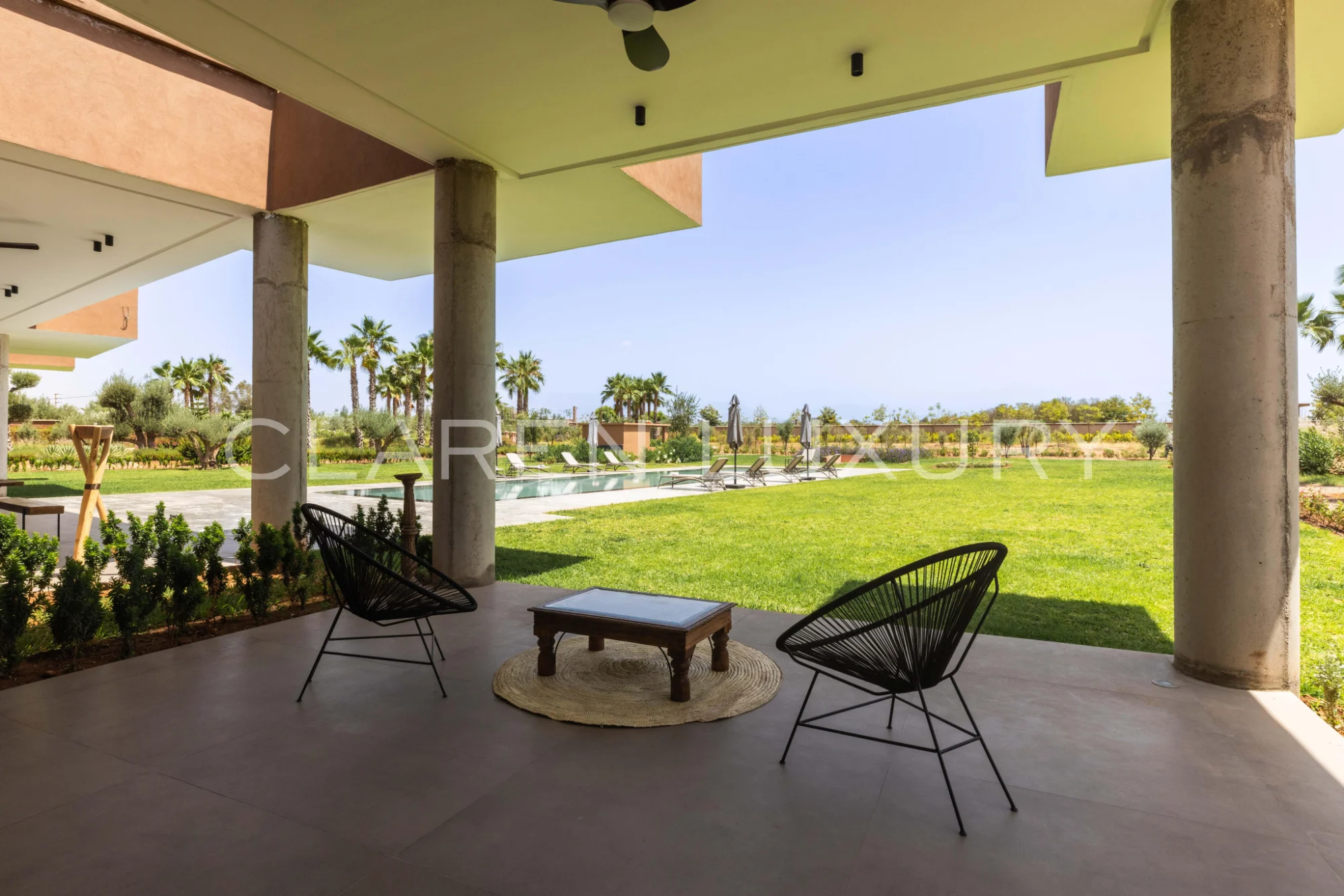Grande villa avec piscine privée et vue à couper le souffle