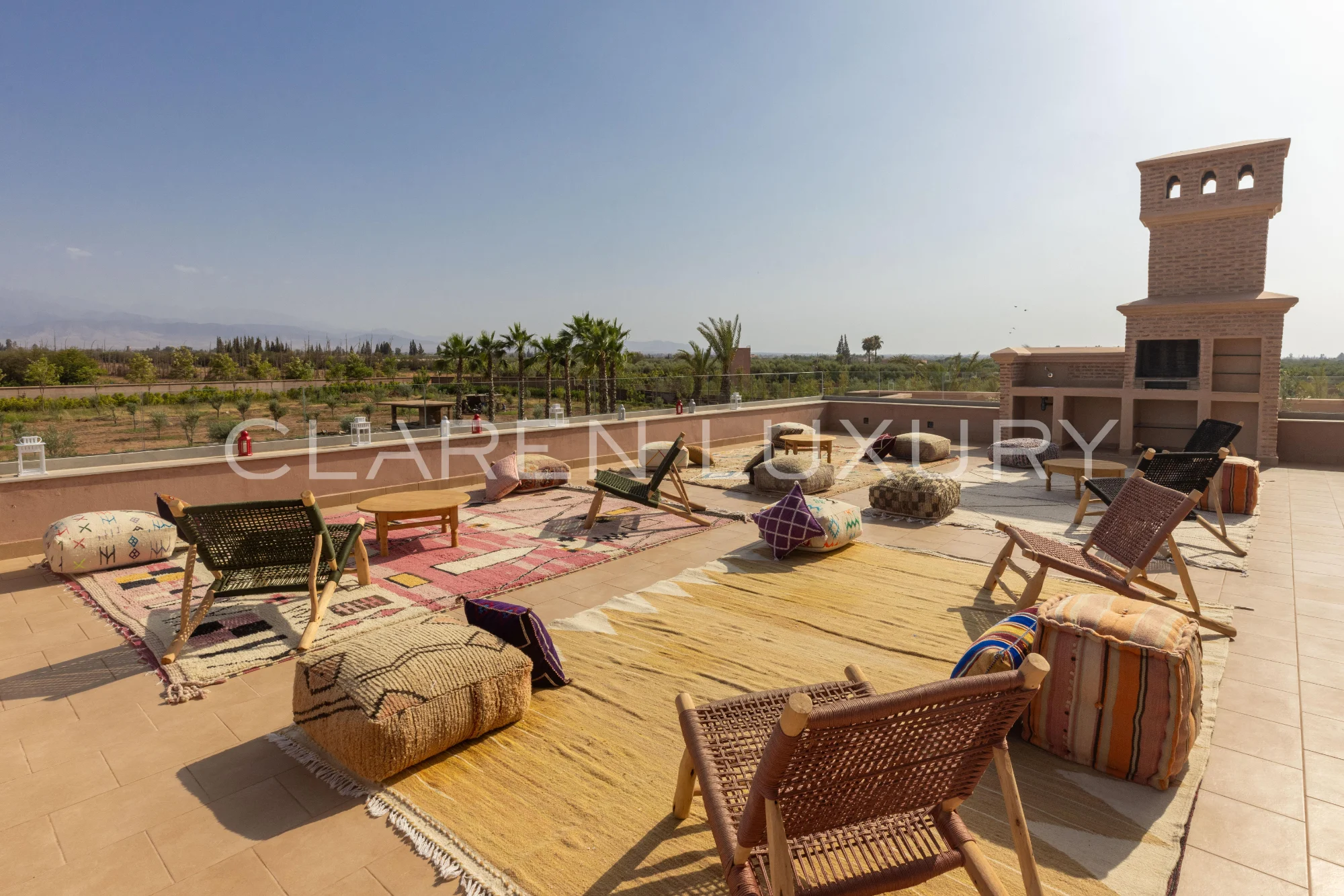Grande villa avec piscine privée et vue à couper le souffle