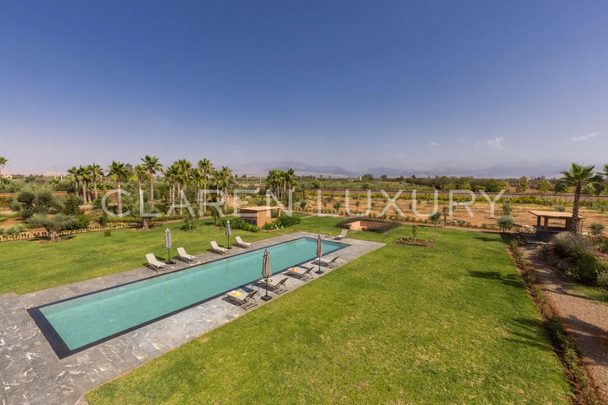 Grande villa avec piscine privée et vue à couper le souffle