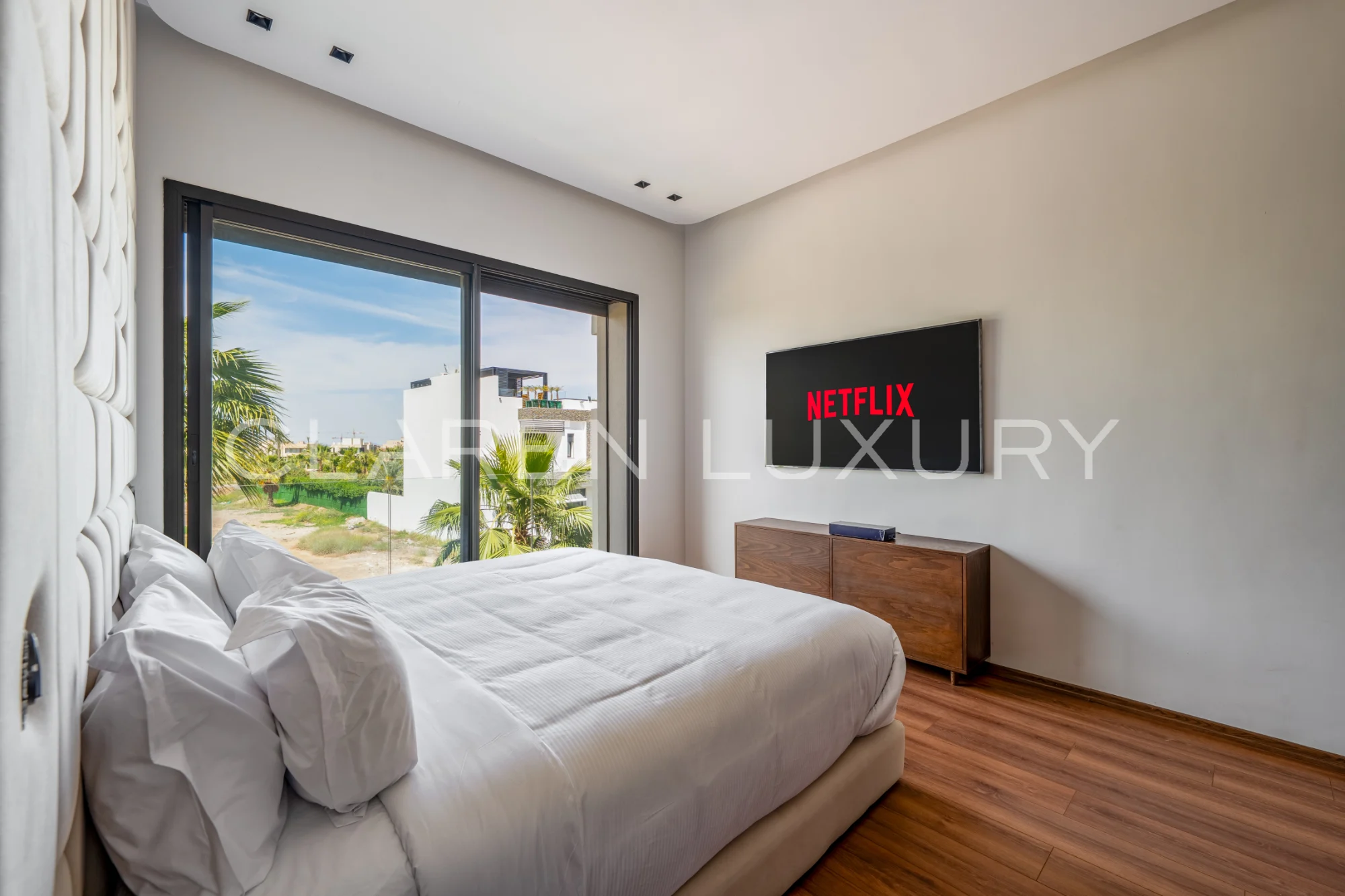 Villa de luxe front golf avec piscine – 5 suites dans domaine prestigieux