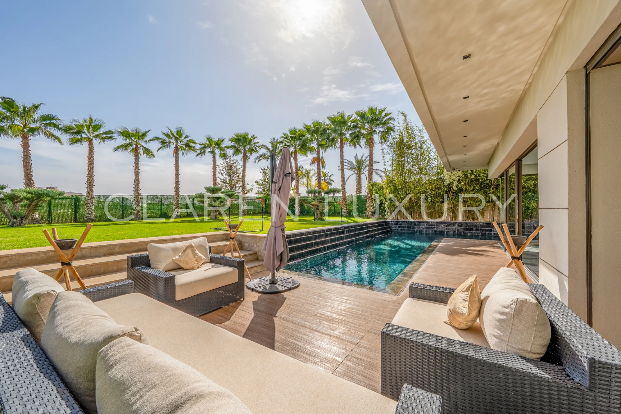 Villa de luxe front golf avec piscine – 5 suites dans domaine prestigieux